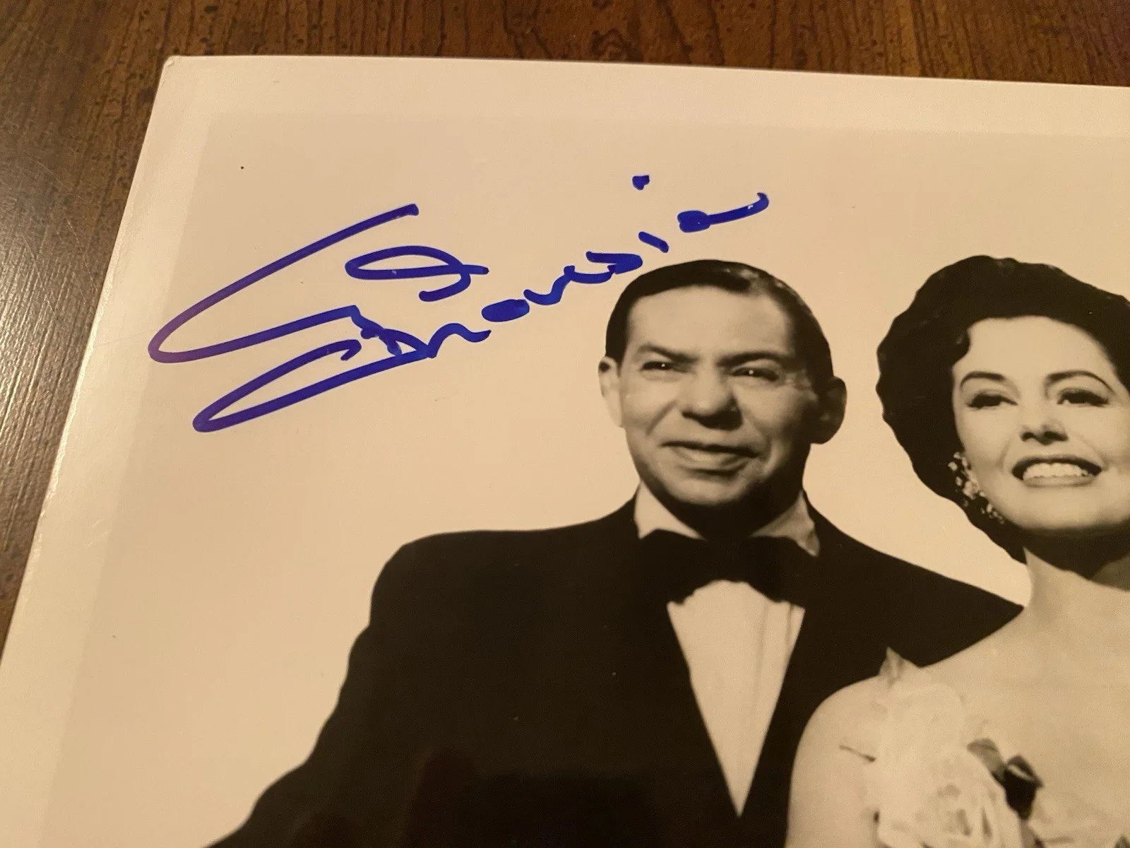 Cyd Charisse, Nanette Fabray — Cyd Charisse Nanette Fabray Signed Autographed Photo With COA The Band Wagon, изображение 3