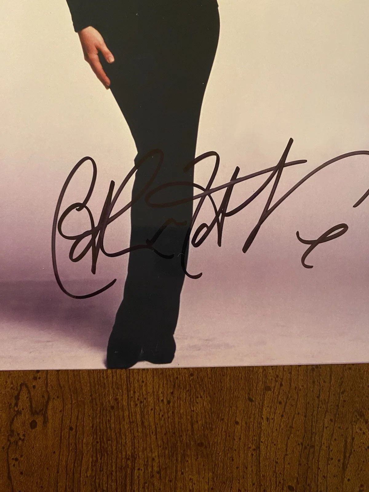 Catherine Zeta Jones — Catherine Zeta Jones Signed Autographed Photo With COA Chicago Wednesday Zorro, изображение 2
