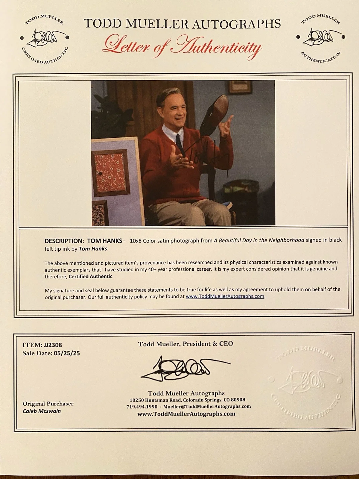 Tom Hanks — Tom Hanks Signed Autographed Photo With COA A Beautiful Day In The Neighborhood, изображение 4
