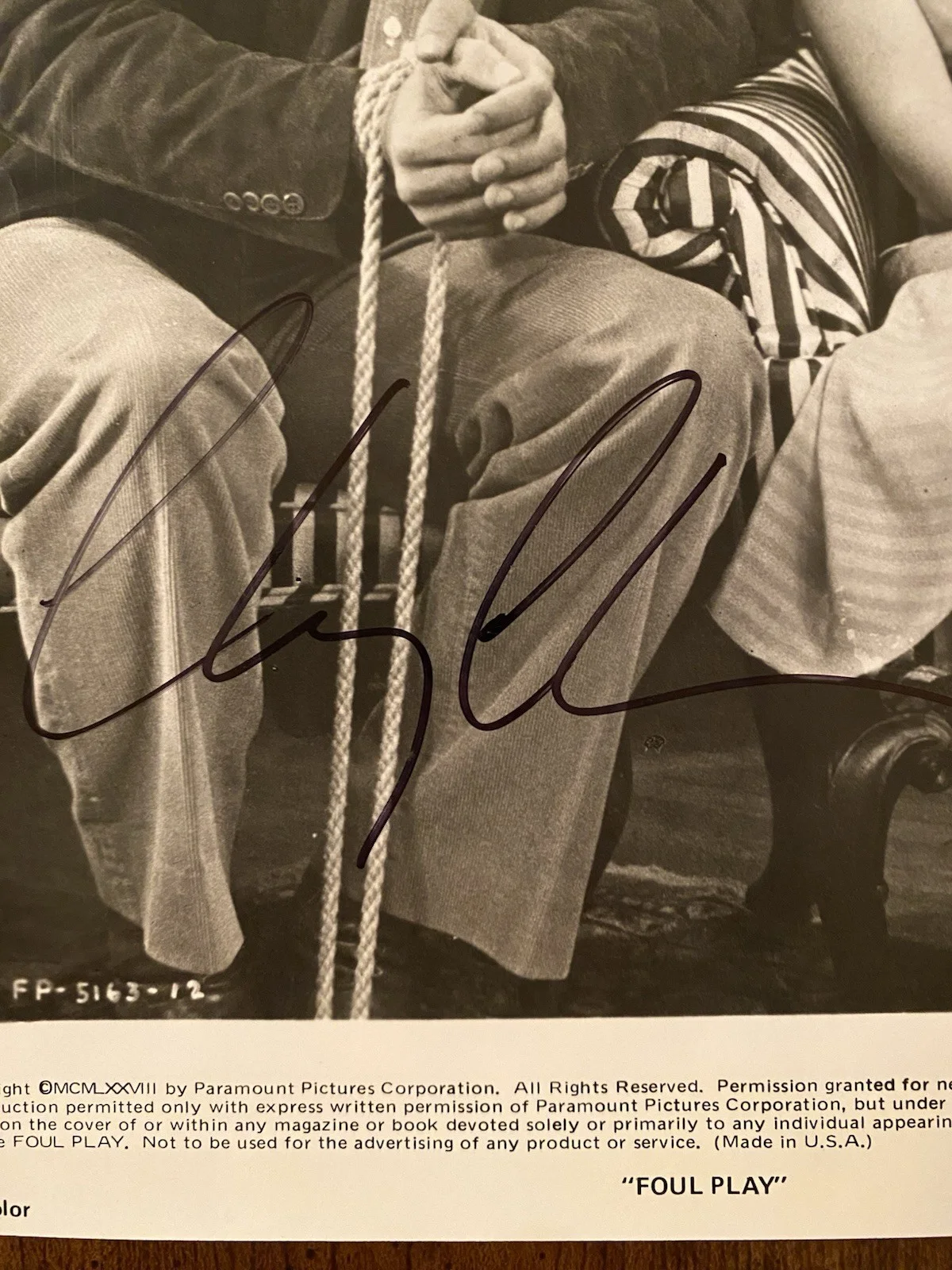 Chevy Chase — Chevy Chase Signed Autographed 8x10 Photo With COA Foul Play NICE, image 2