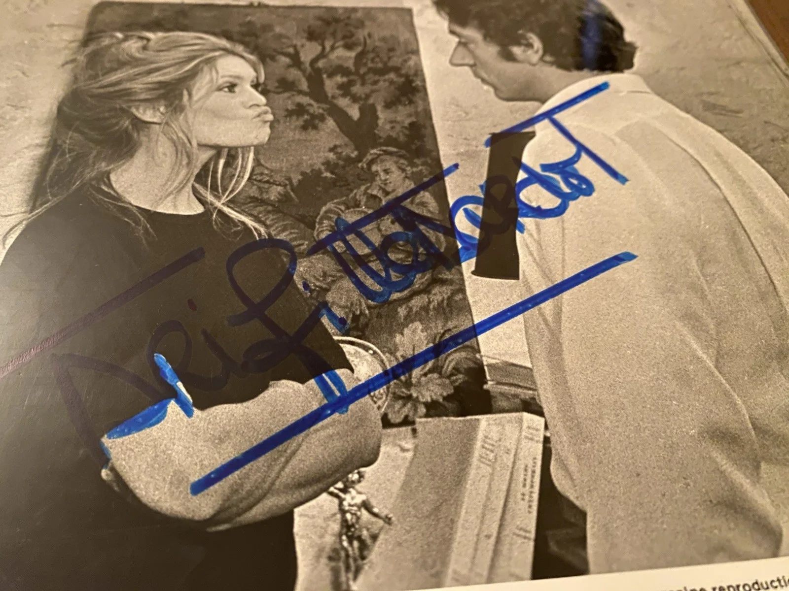 Brigitte Bardot — Brigitte Bardot Signed Autographed Photo With COA The Bear And The Doll Contempt, изображение 3