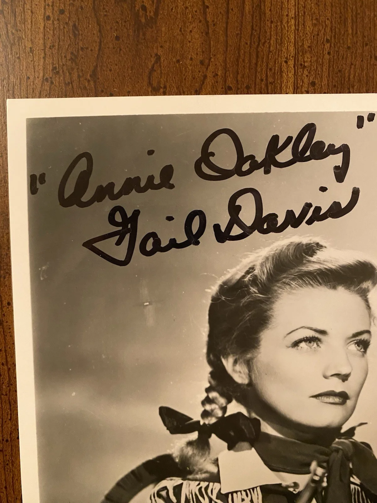 Gail Davis — Gail Davis Signed Autographed 8x10 Photo With COA Annie Oakley, изображение 2