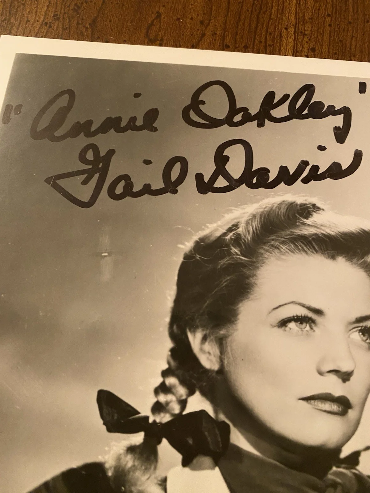 Gail Davis — Gail Davis Signed Autographed 8x10 Photo With COA Annie Oakley, изображение 3