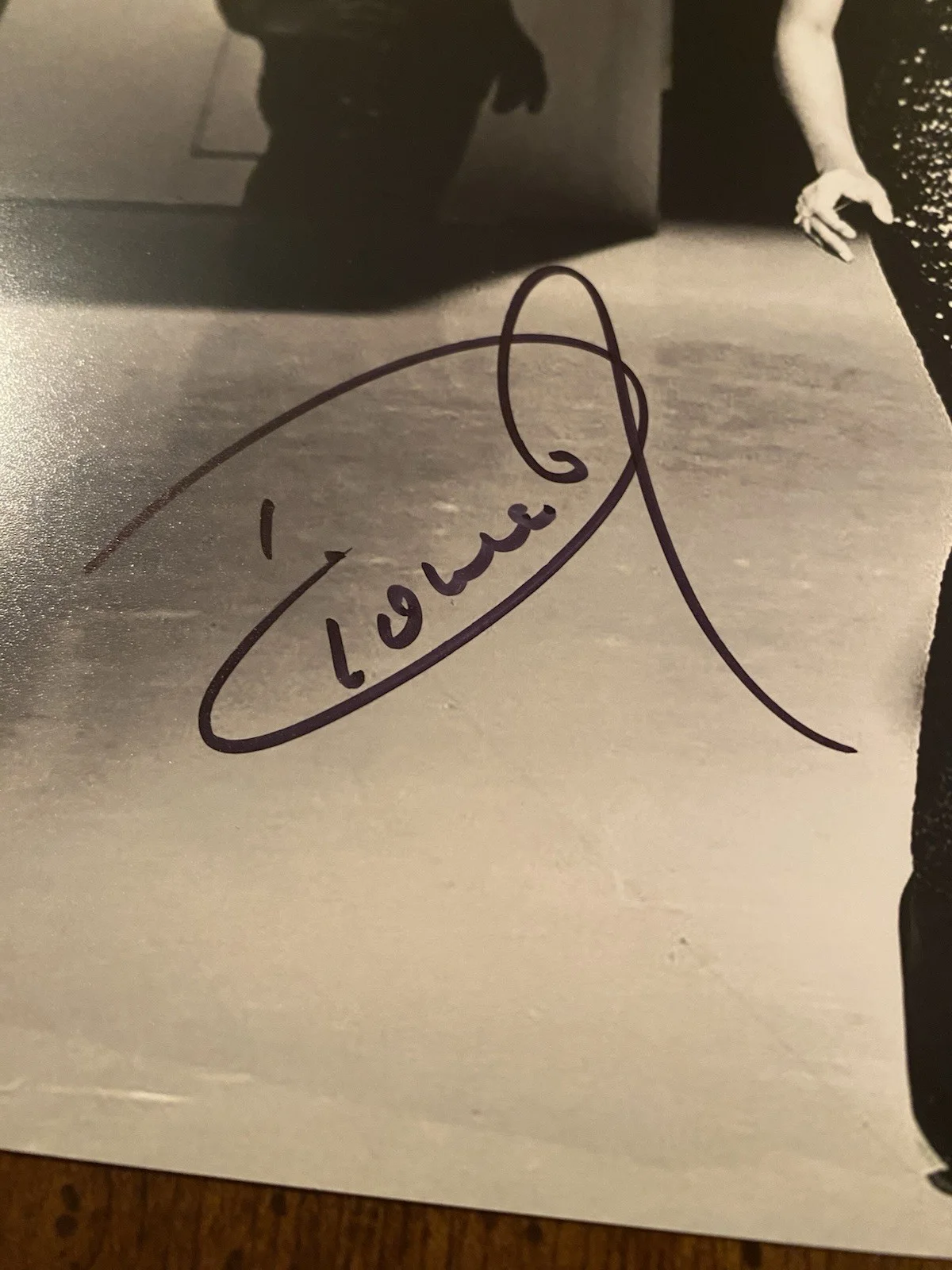 Dionne Warwick Signed Autographed 8x10 Photo Singer Beckett BAS Walk On By Alfie, изображение 3