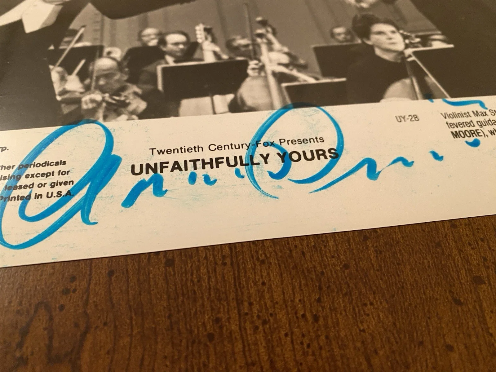 Dudley Moore, Armand Assante — Dudley Moore Armand Assante Signed Autographed Photo With COA Unfaithfully Yours, изображение 5