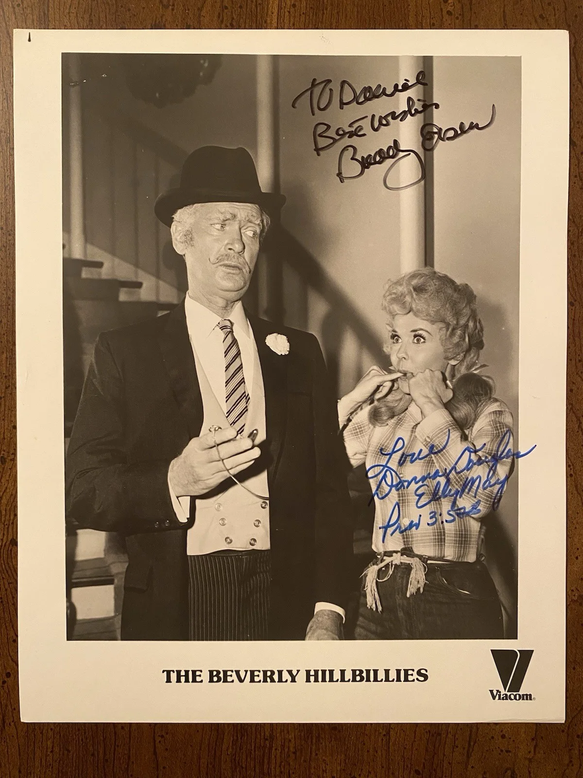 Buddy Ebsen, Donna Douglas — Buddy Ebsen Donna Douglas Signed Autographed Photo w COA The Beverly Hillbillies