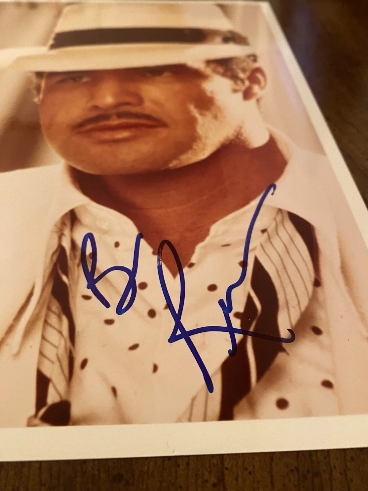 Burt Reynolds — Burt Reynolds Signed Autographed Photo With Beckett COA Deliverance Smokey And T, изображение 4