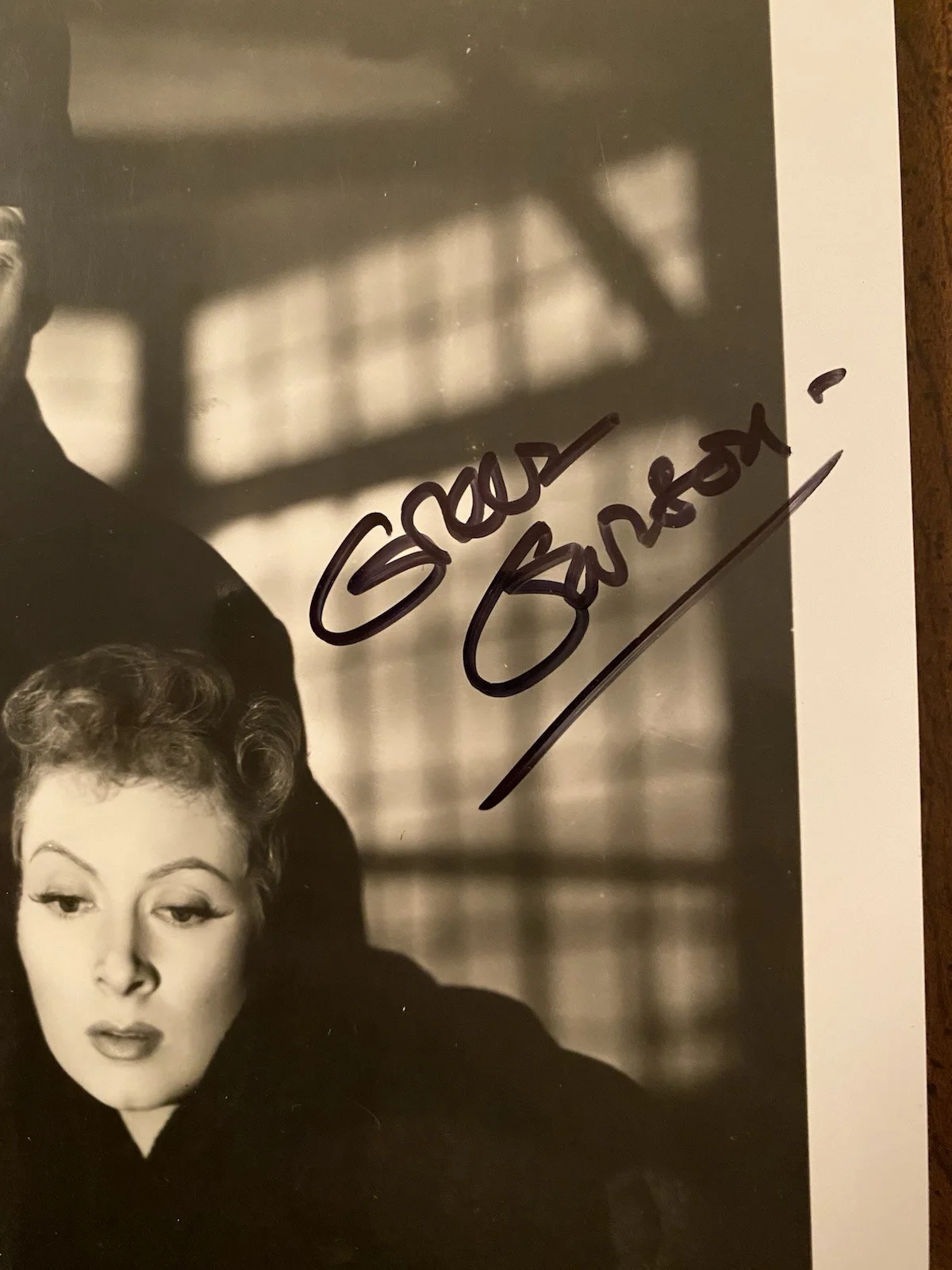 Greer Garson — Greer Garson Signed Autographed 8x10 Photo With COA Madame Curie, изображение 2