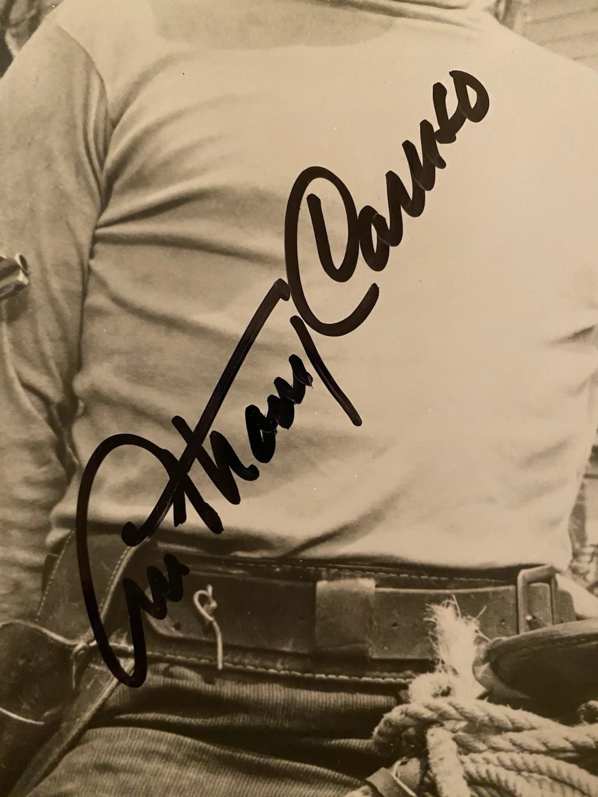 Will Hutchins, Anthony Caruso — Will Hutchins Anthony Caruso Signed Autographed Photo With COA Sugarfoot Western, image 4