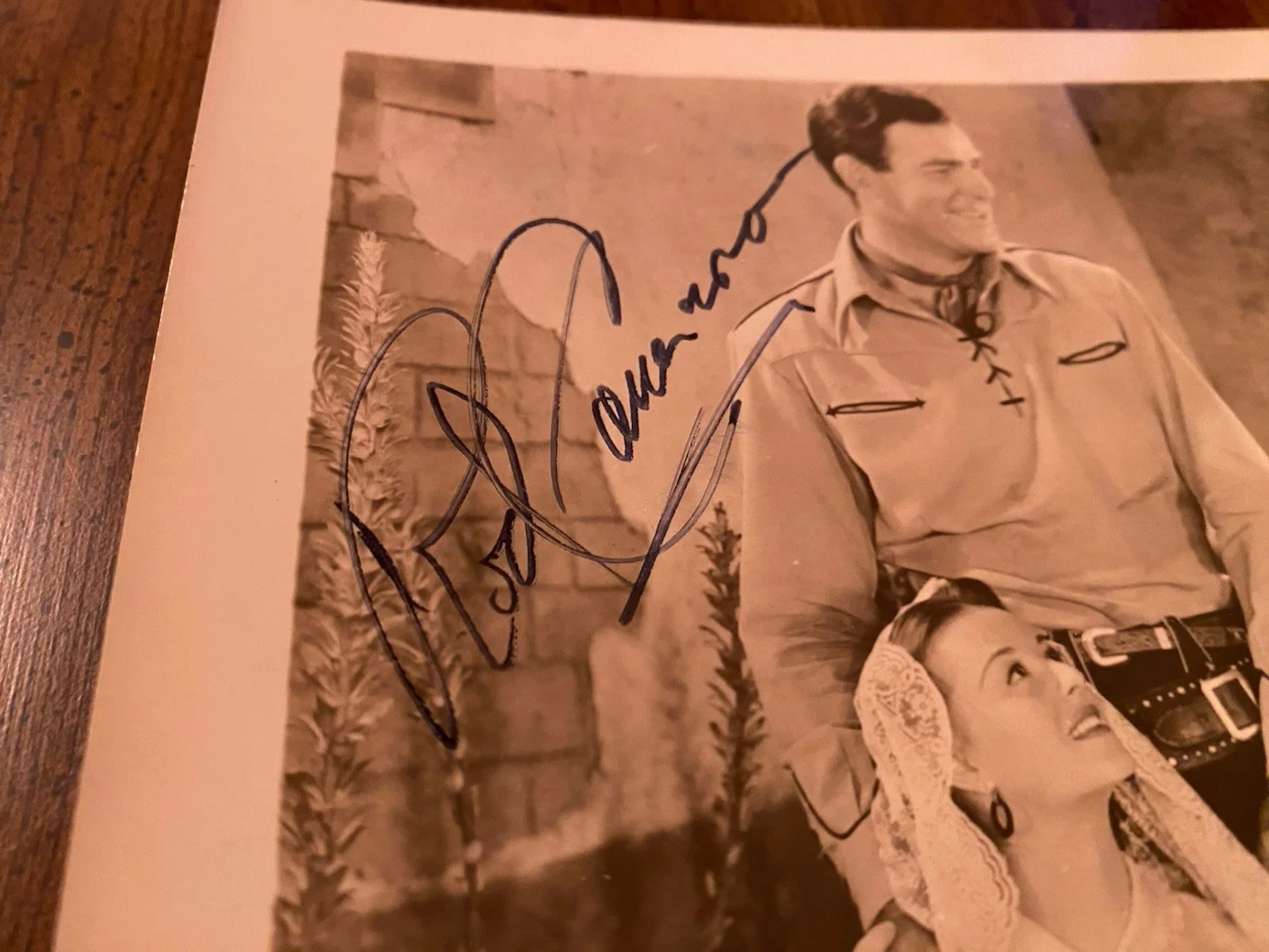 Rod Cameron, Jennifer Holt, Ray Whitley — Rod Cameron Jennifer Holt Ray Whitley Cast Signed Autographed Photo With COA, изображение 3