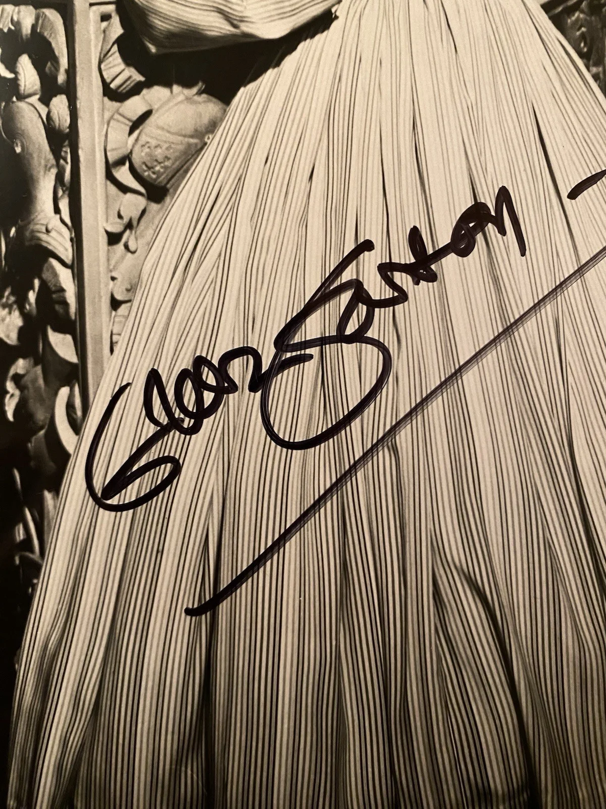 Greer Garson — Greer Garson Signed Autographed Photo With COA Mrs Miniver Random Harvest Etc, image 2