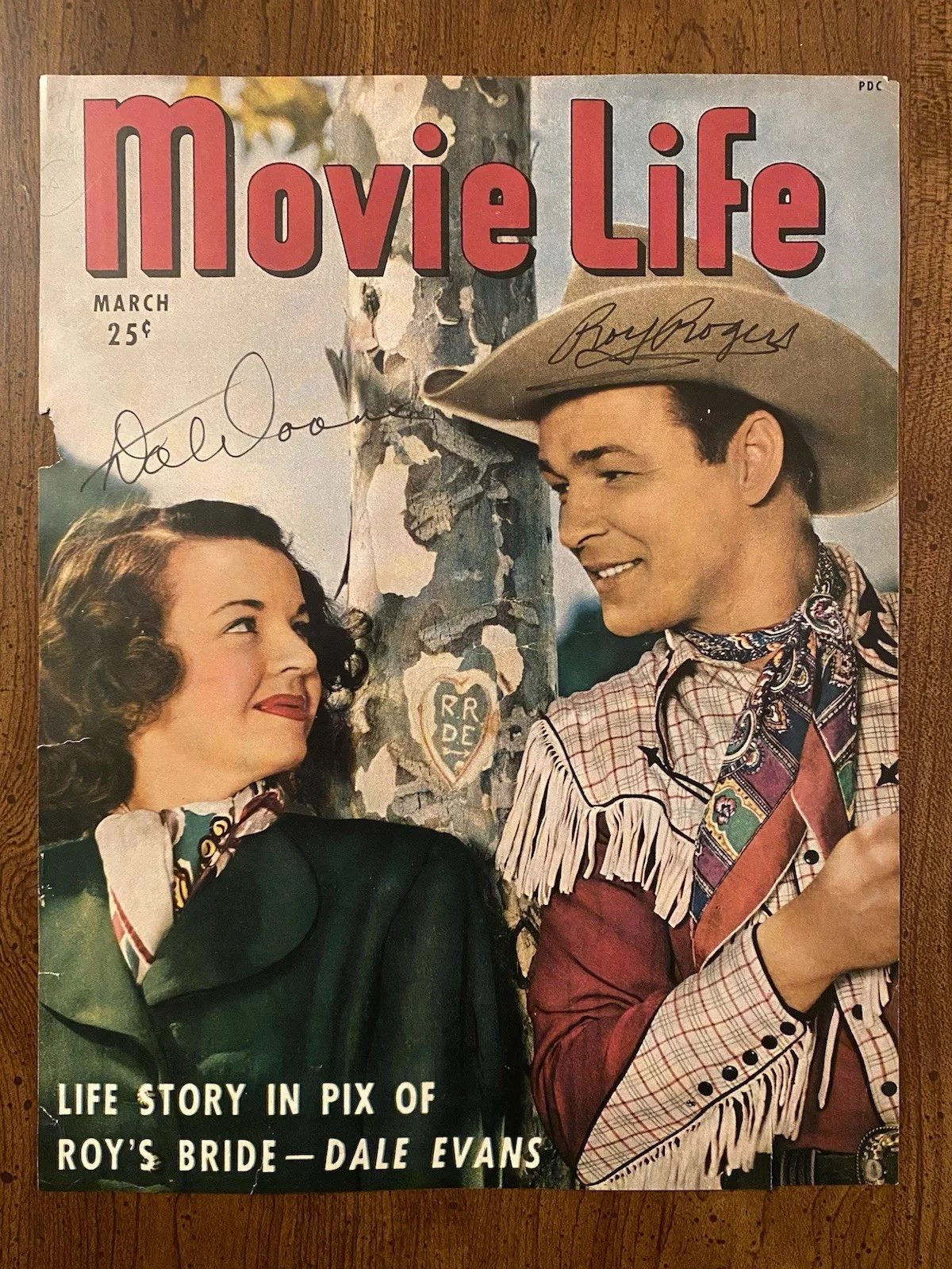 Roy Rogers, Dale Evans — Roy Rogers Dale Evans Signed Autographed Movie Life Magazine With COA RARE BOTH