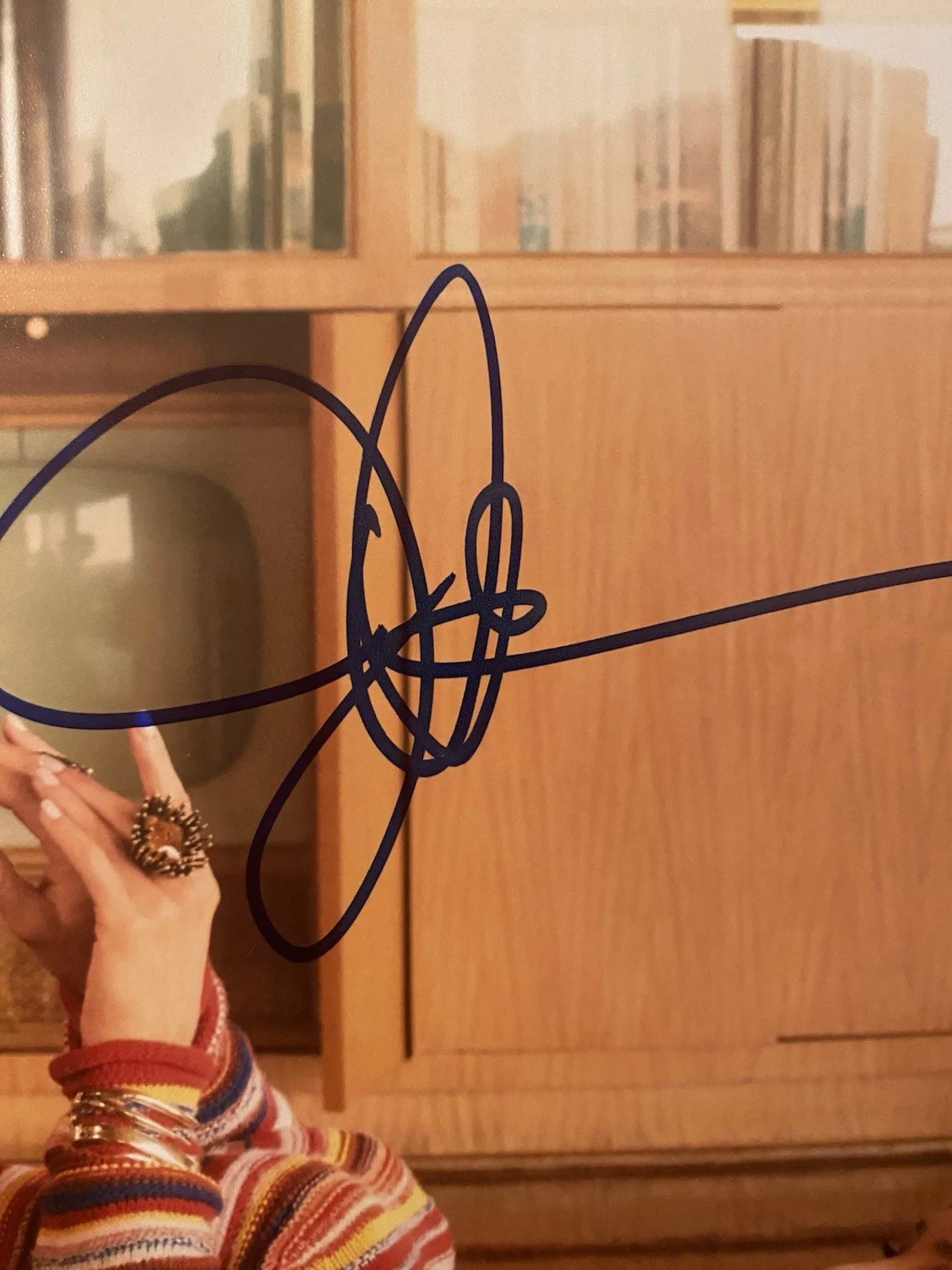 Jennifer Aniston — Jennifer Aniston Signed Autographed Photo With COA Friends The Break Up Bruce Al, image 2