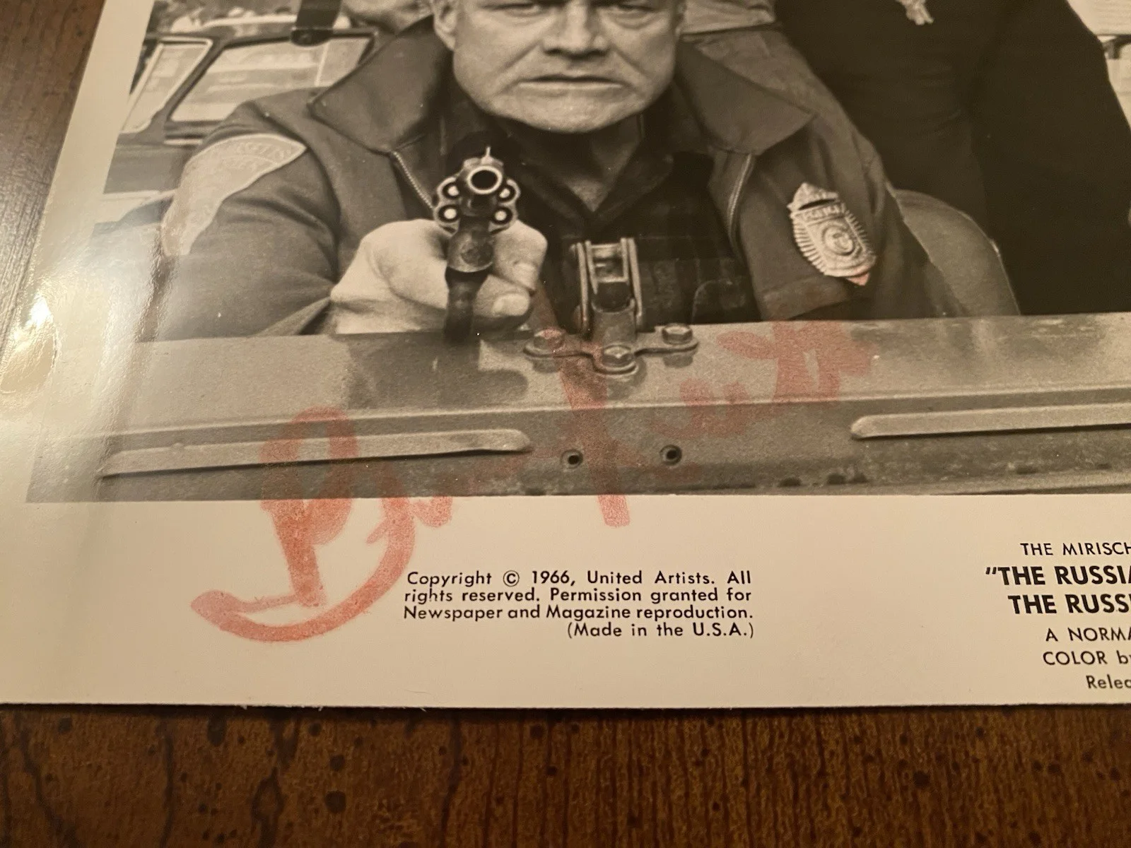 Brian Keith, Jonathan Winters — Brian Keith Jonathan Winters Signed Photo The Russians Are Coming With COA RARE, изображение 5