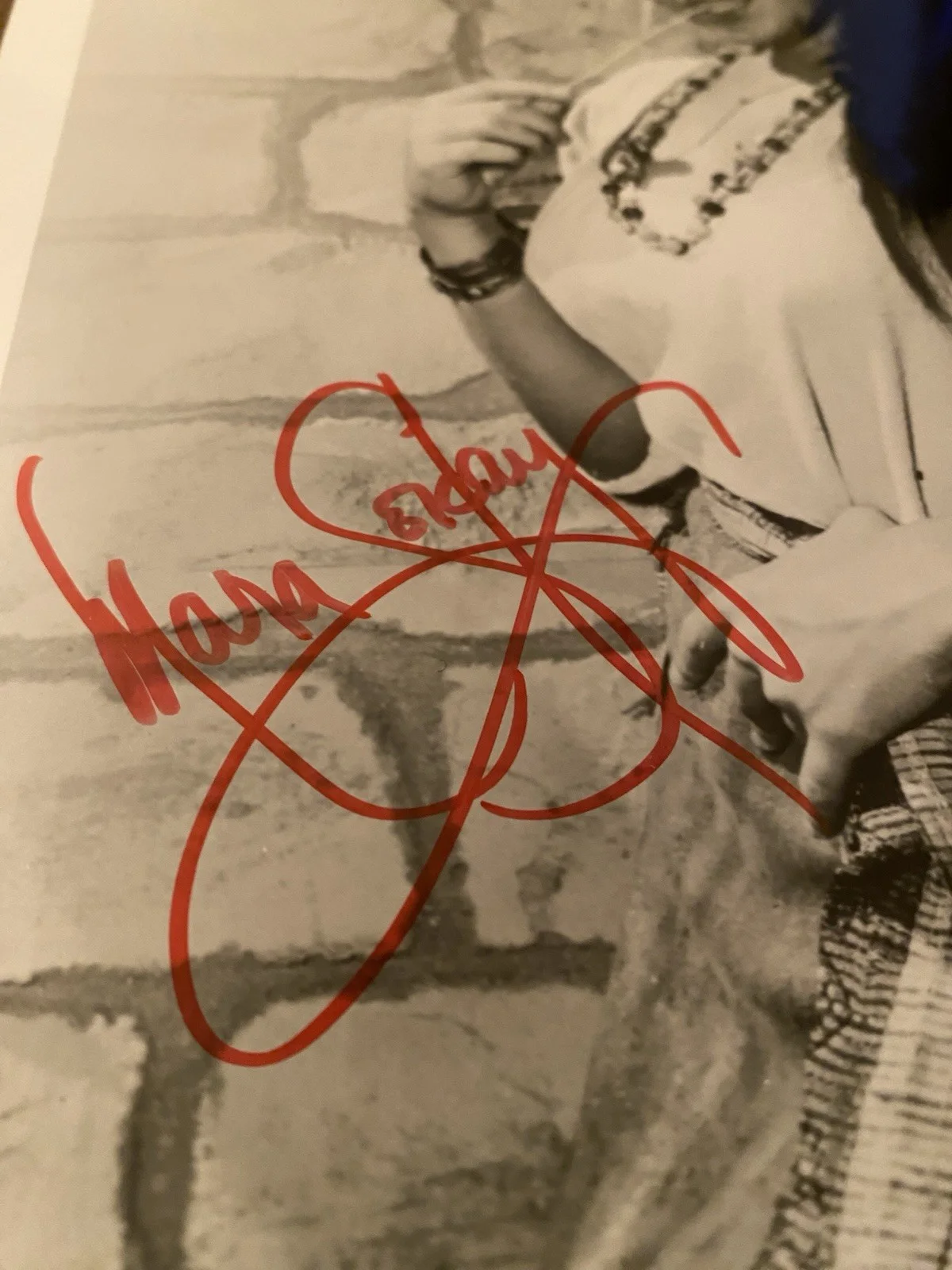 Mara Corday — Mara Corday Signed Autographed Photo With COA The Quiet Gun Naked Gun Man Withou, изображение 3