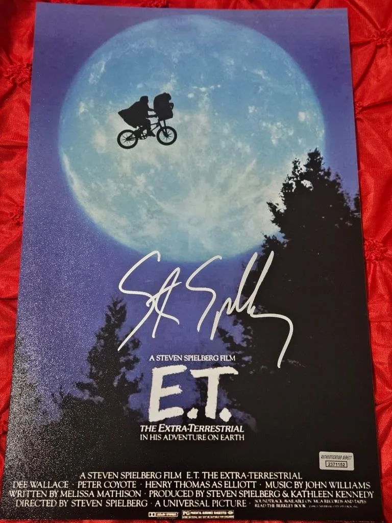 STEVEN SPIELBERG — STEVEN SPIELBERG SIGNED AUTOGRAPHED 11X17 MINI MOVIE POSTER PHOTO E.T. ET W/ COA, изображение 2