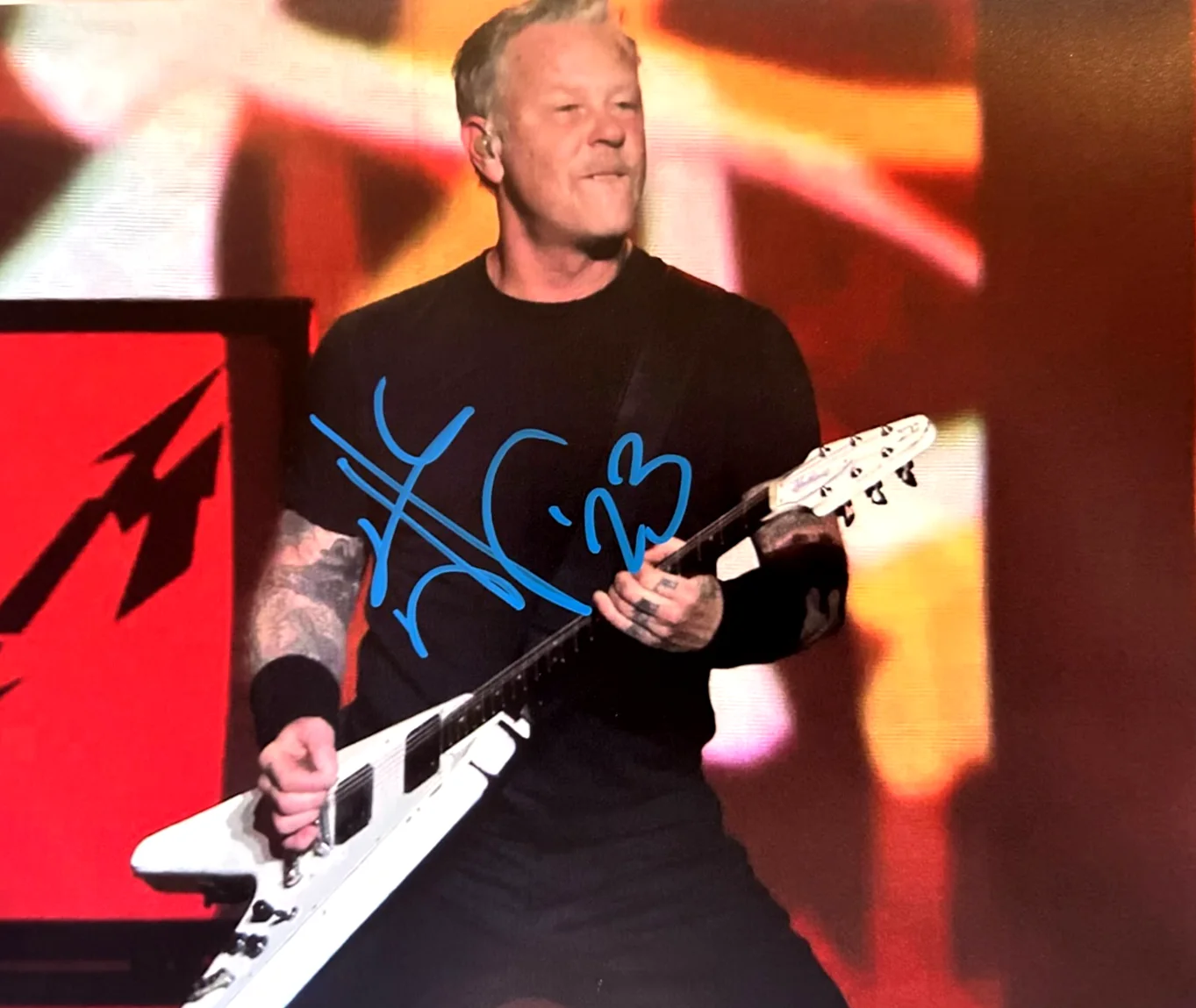 James Hetfield (METALLICA) Singed 8x10 inch Original Authentic Autograph w/COA, изображение 3
