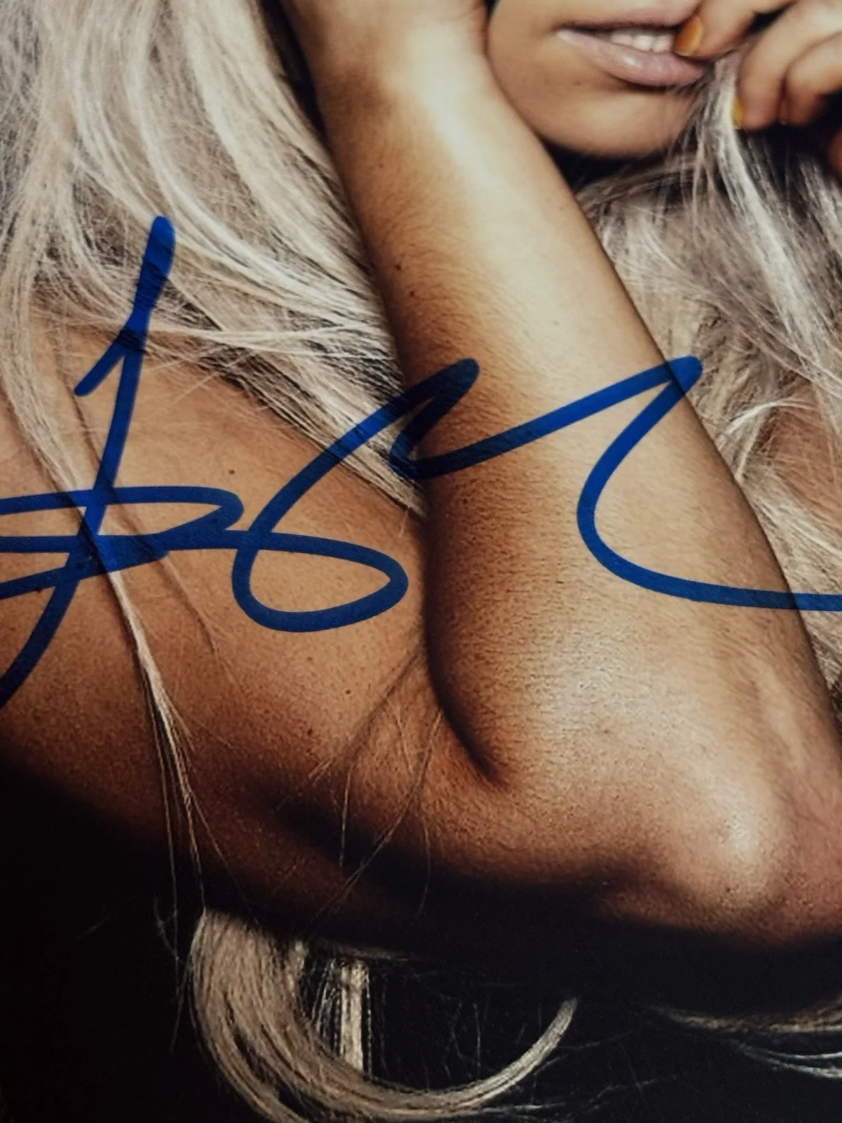 LADY GAGA Hand Signed 8x10" Autograph Original Authentic Signature with COA, image 2