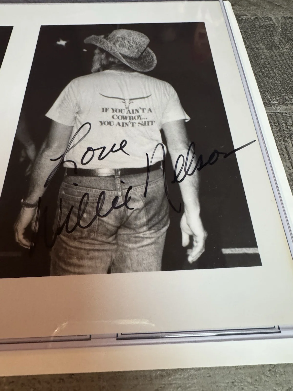 WILLIE NELSON Signed Vintage 8x10 Photo…COUNTRY MUSIC LEGEND..Mueller COA, изображение 2