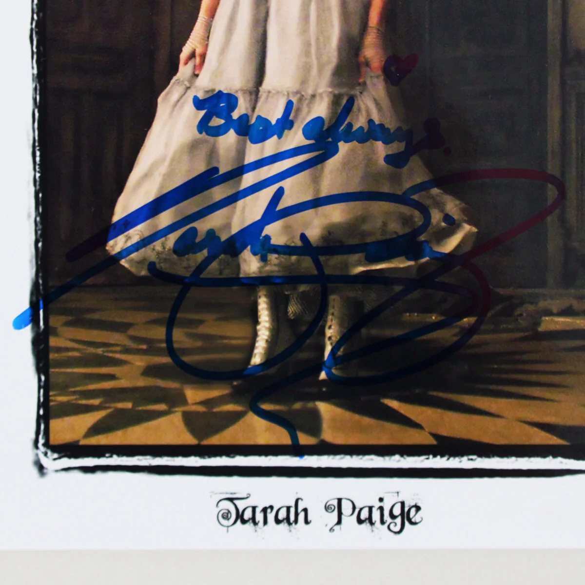 Sarah Paige Signed Photo 8x10 Alice in Wonderland - COA JSA, изображение 2