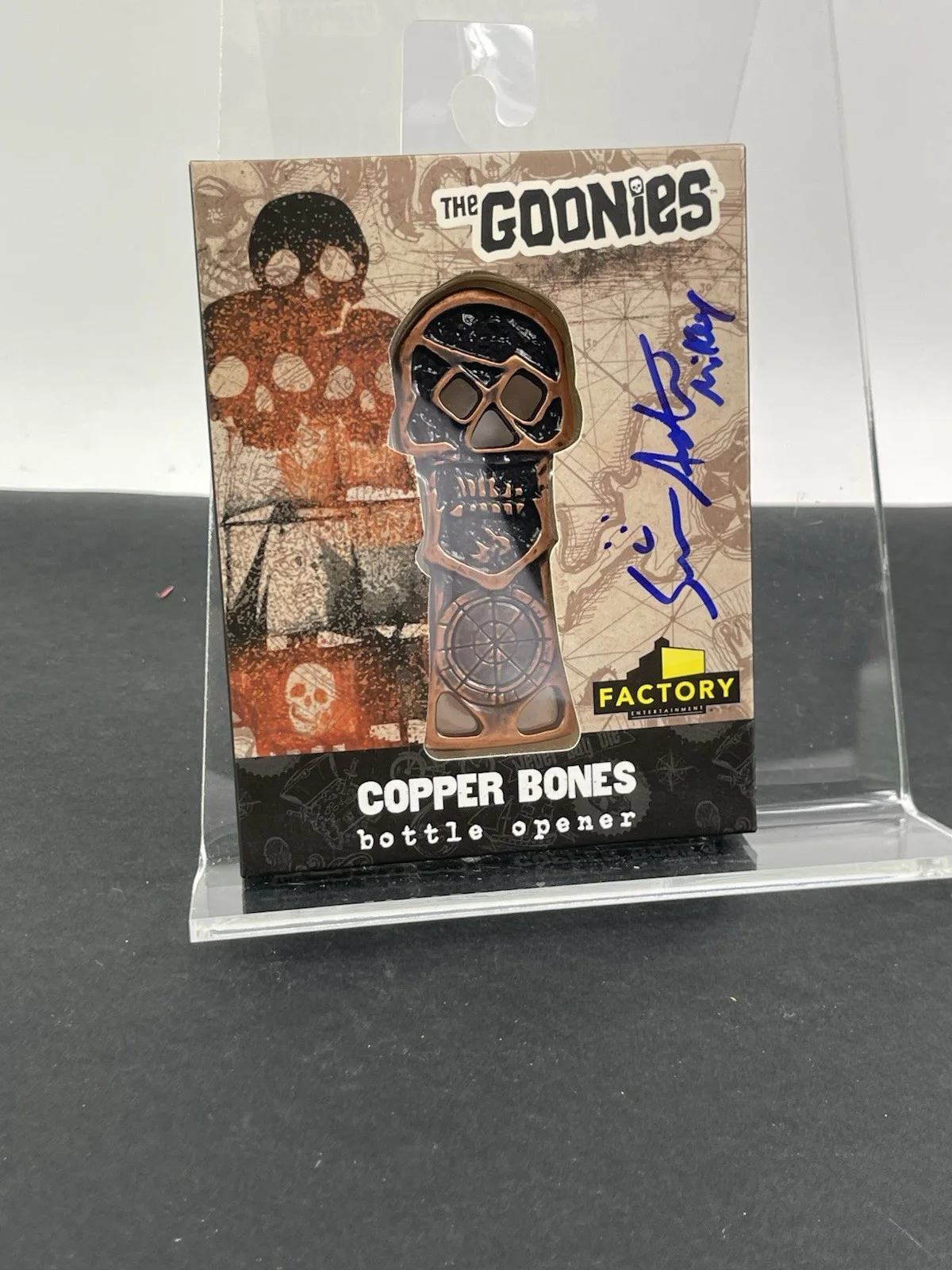 Sean Astin — Sean Astin Signed Cooper Bones Key , The Goonies Authentic Autograph Beckett, image 3