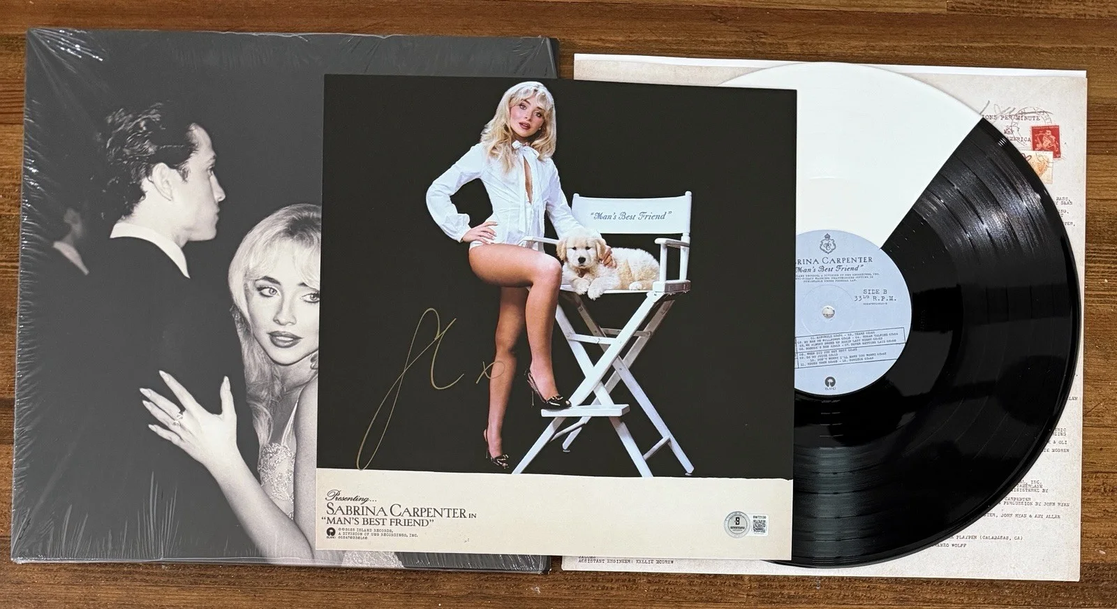 SIGNED Sabrina Carpenter Man’s Best Friend Art Card & Alt Vinyl Beckett BAS COA, изображение 4