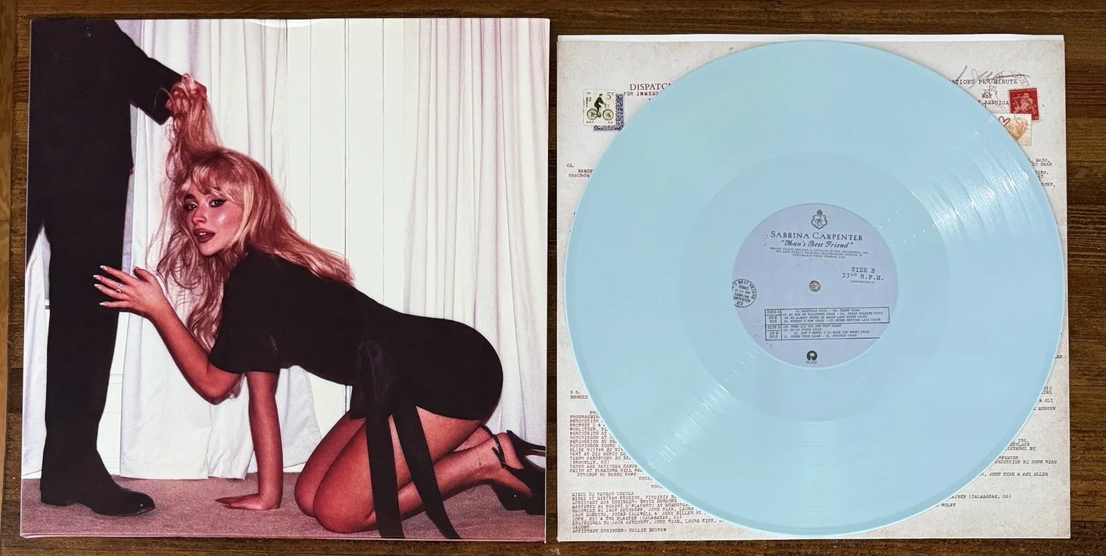 SIGNED Sabrina Carpenter Mans Best Friend Photo & Blue Vinyl Beckett BAS COA, изображение 4