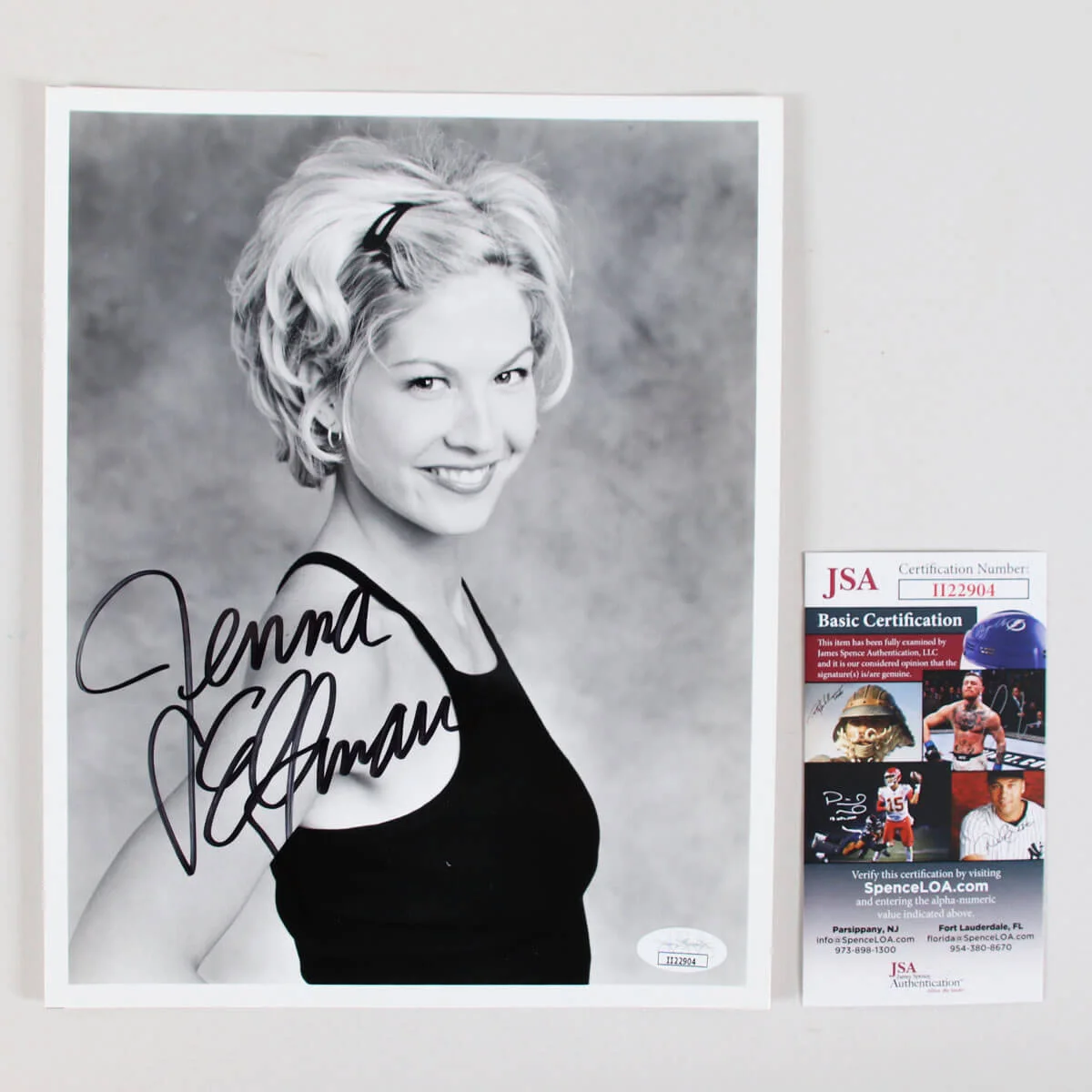 Jenna Elfman Signed Photo 8x10 - COA JSA, image 3
