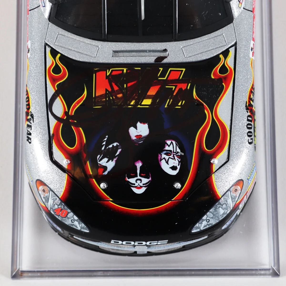 KISS Signed Die-Cast Car (3) Paul Stanley, Gene Simmons etc. - COA JSA, изображение 4