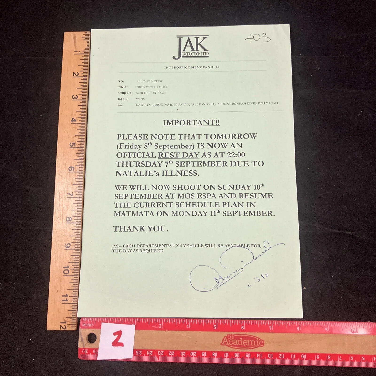 Anthony Daniels — Anthony Daniels personal collection signed ephemera Attack of the Clones lot 2., изображение 4