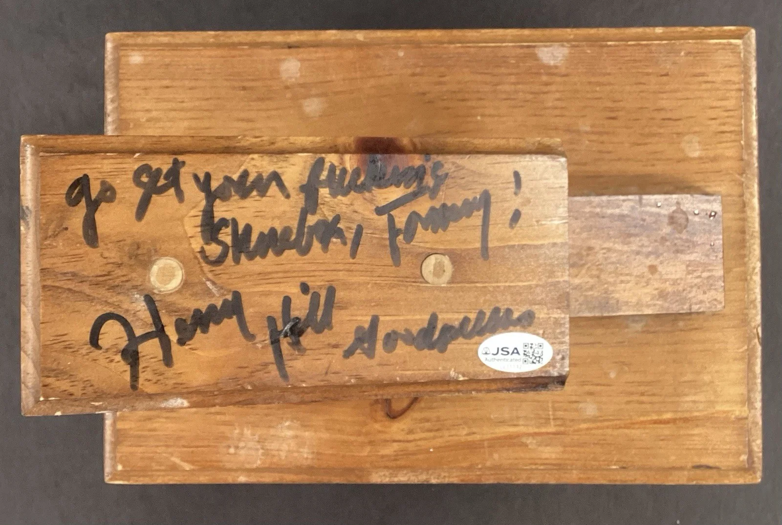 Henry Hill — Henry Hill Signed Shoeshine Box Goodfellas Gangster Mafia Inscription Auto JSA, изображение 2