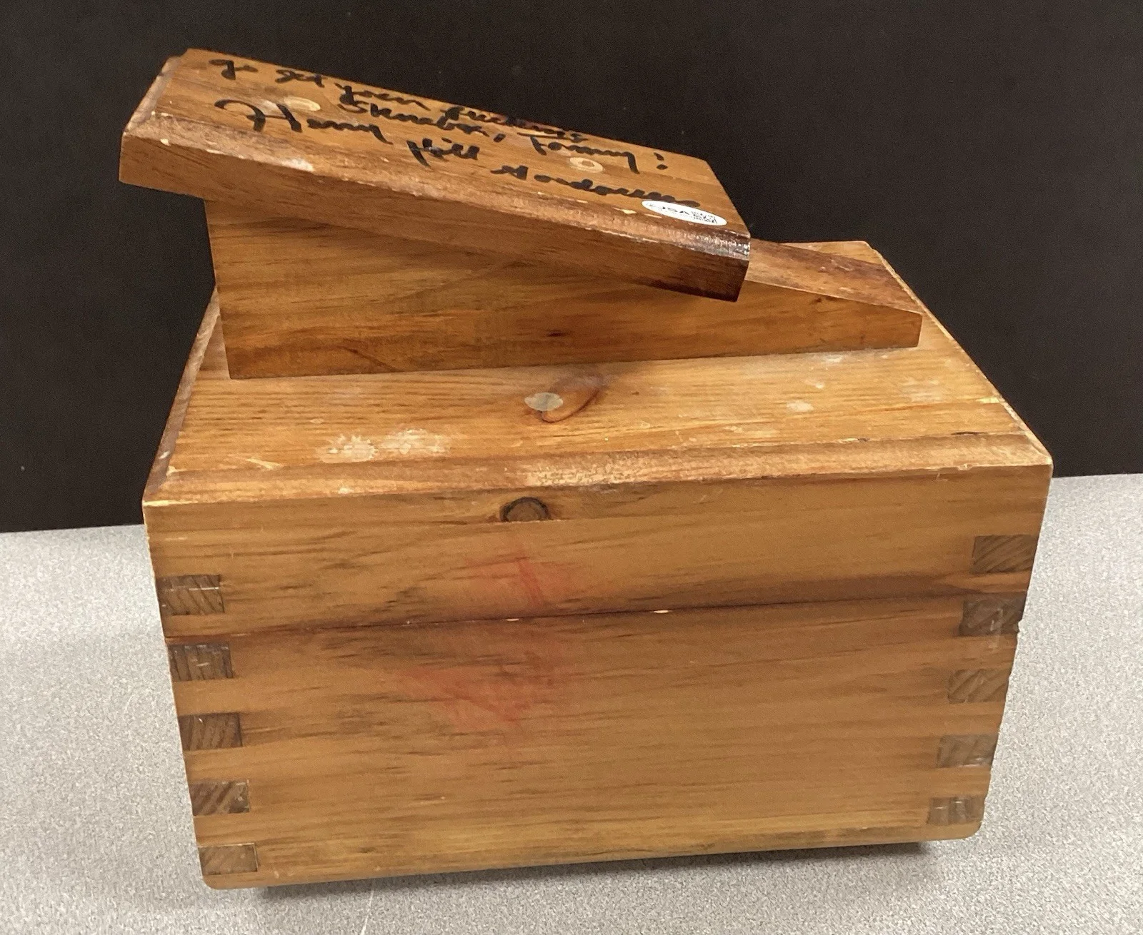 Henry Hill — Henry Hill Signed Shoeshine Box Goodfellas Gangster Mafia Inscription Auto JSA, изображение 4