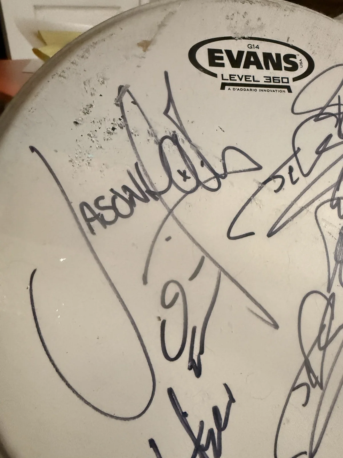 JASON HOOK TOMMY HENRIKSON ULI JON ROTH ERIC WILSON + MORE Signed Drumhead, image 3