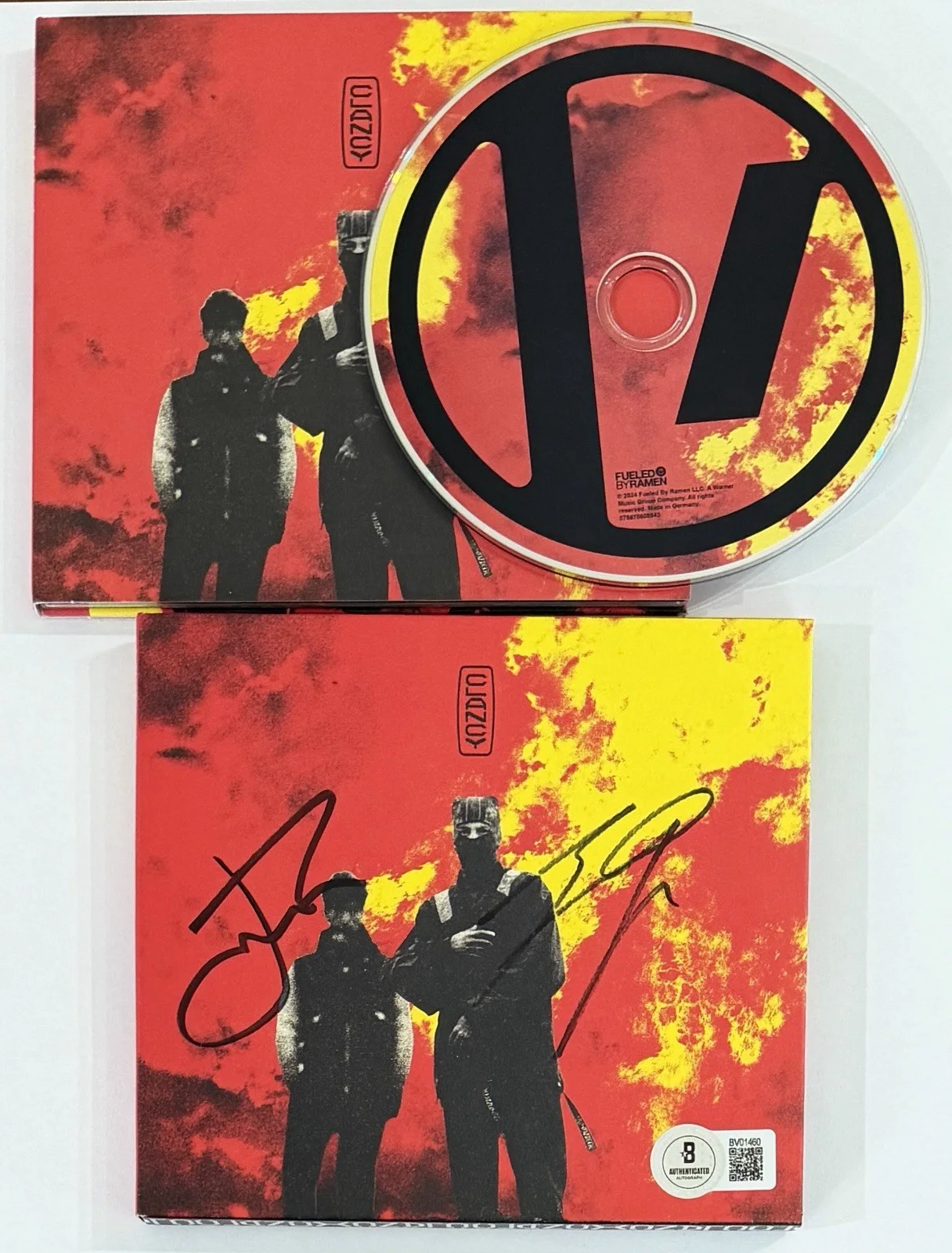 Dual SIGNED Twenty One 21 Pilots Clancy CD Album Cover BAS Beckett COA Autograph, изображение 2