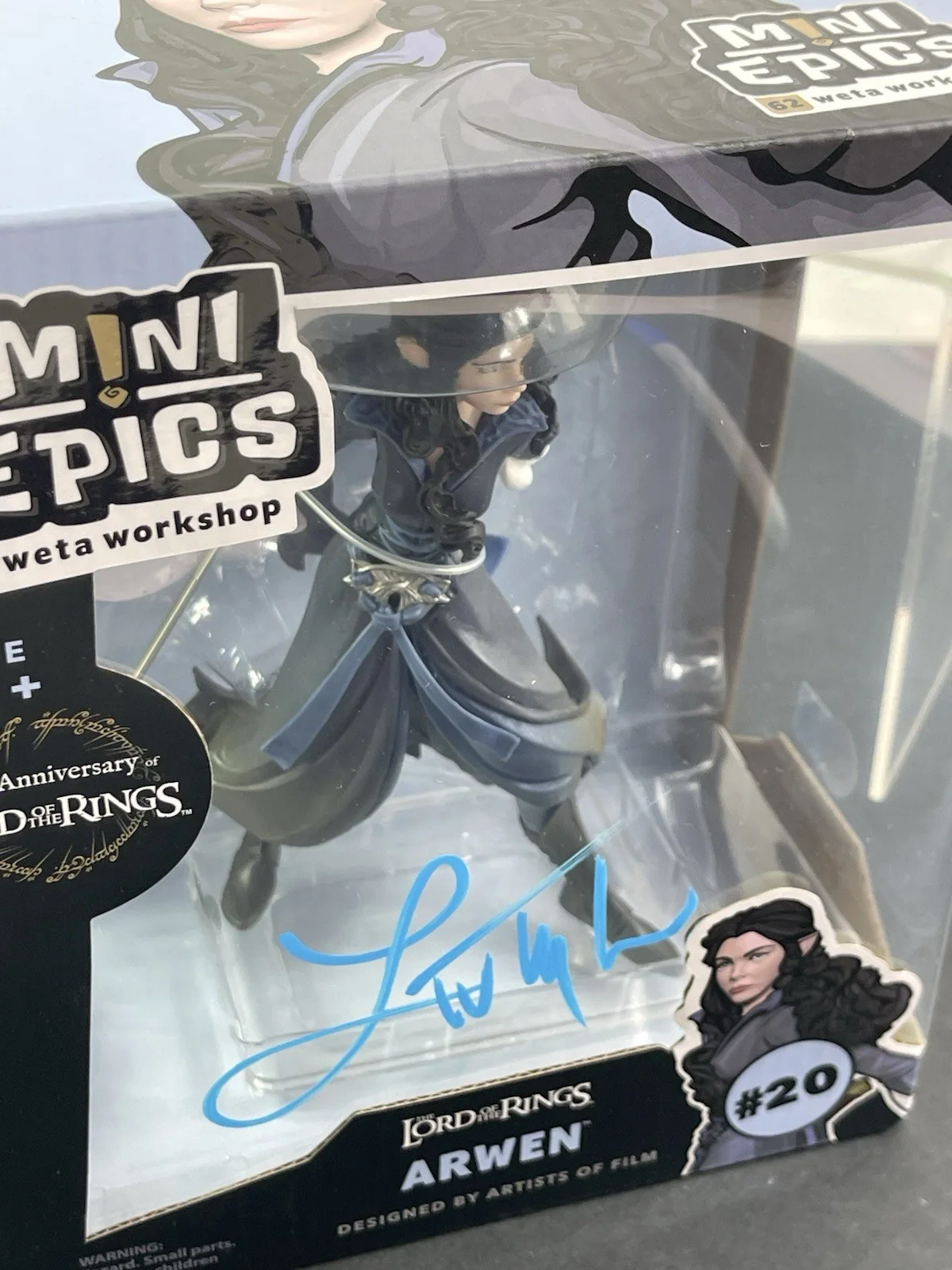 Liv Tyler — Liv Tyler Hand Signed Arwen LOTR “ If You Want Him Come And take Him” Beckett, изображение 5