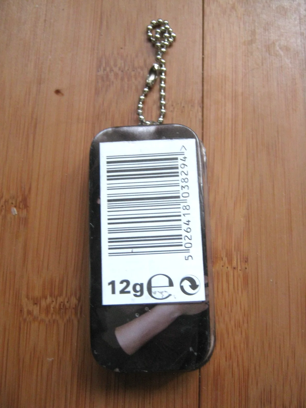ECLIPSE ROBERT PATTINSON TWILIGHT CANDY HEARTS TIN ON A CHAIN 2010 NEW UNOPENED, image 2