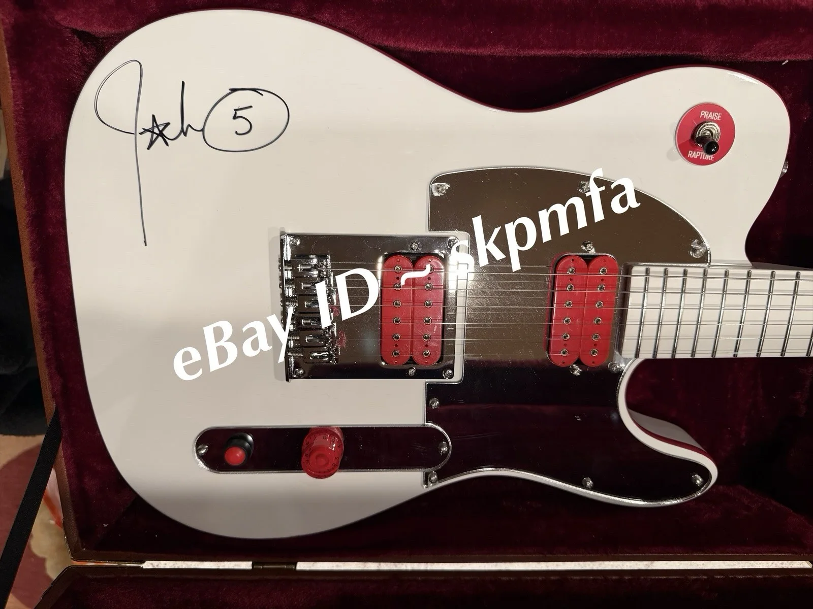 JOHN 5 ~ SIGNED Guitar 🎸💯 AUTHENTIC 2025 Tour VIP - W/ Hard Case - Motley Crue, изображение 4