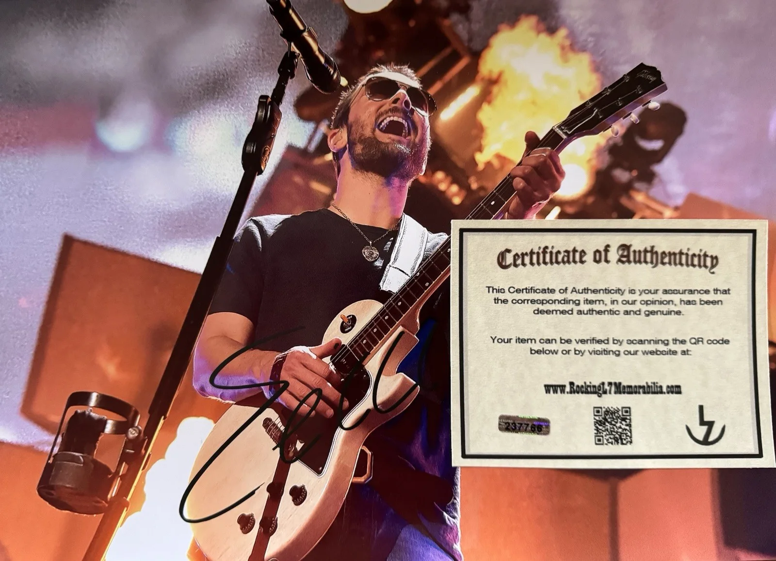 Eric Church Signed 8.5 X 11.5 COUNTRY MUSIC Legend W/COA, image 2