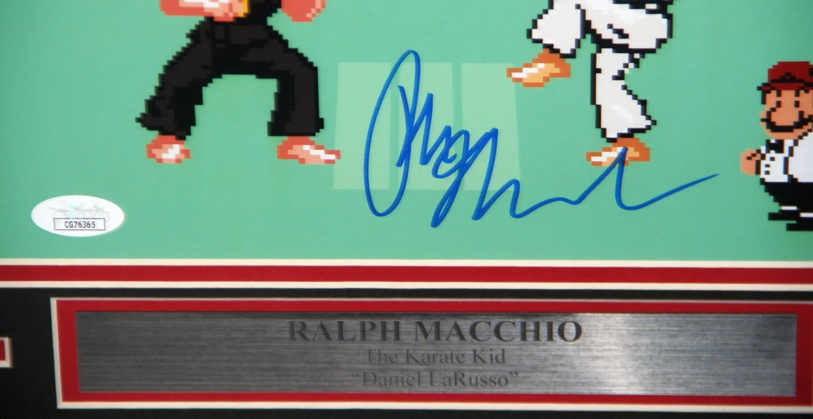 Ralph Macchio — Ralph Macchio Autographed Framed 10x8 Photo The Karate Kid NES JSA, изображение 2