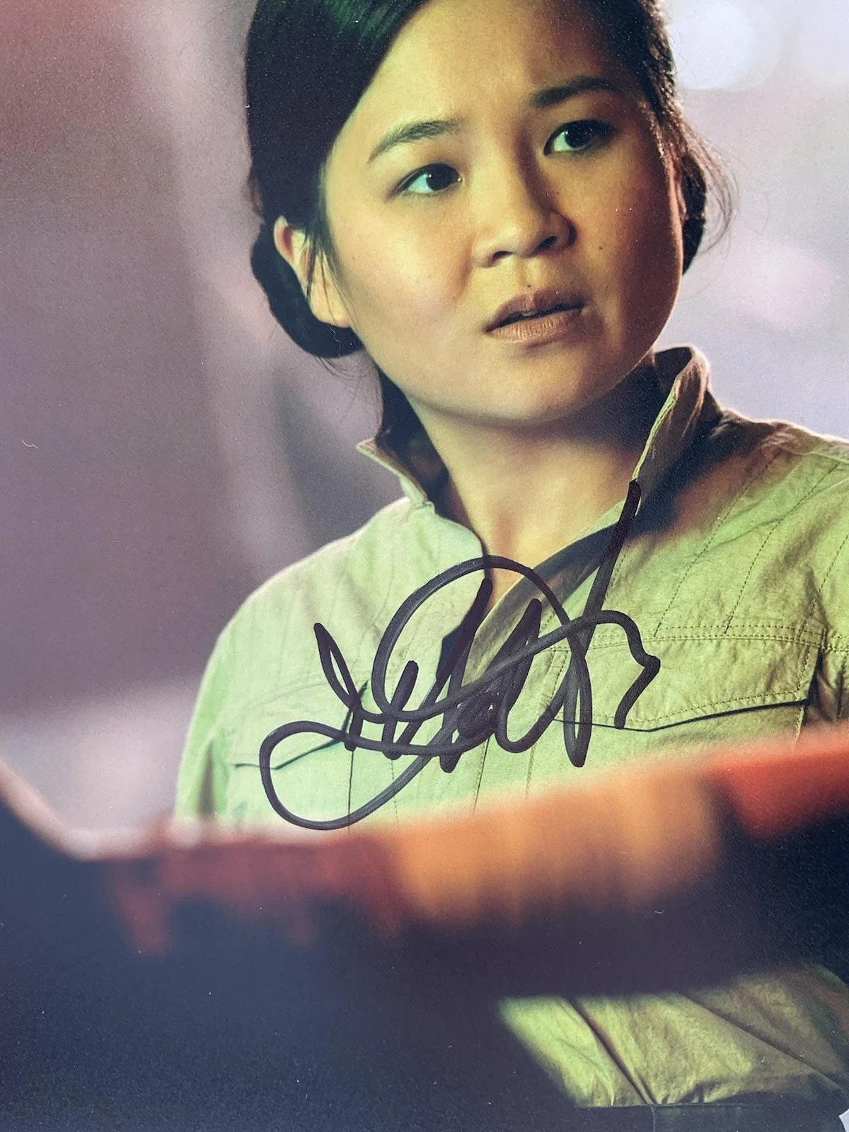 Kelly Marie Tran — Kelly Marie Tran signed 8x10 Last Jedi signed photo Star Wars signed 8x10 SWAU, изображение 2