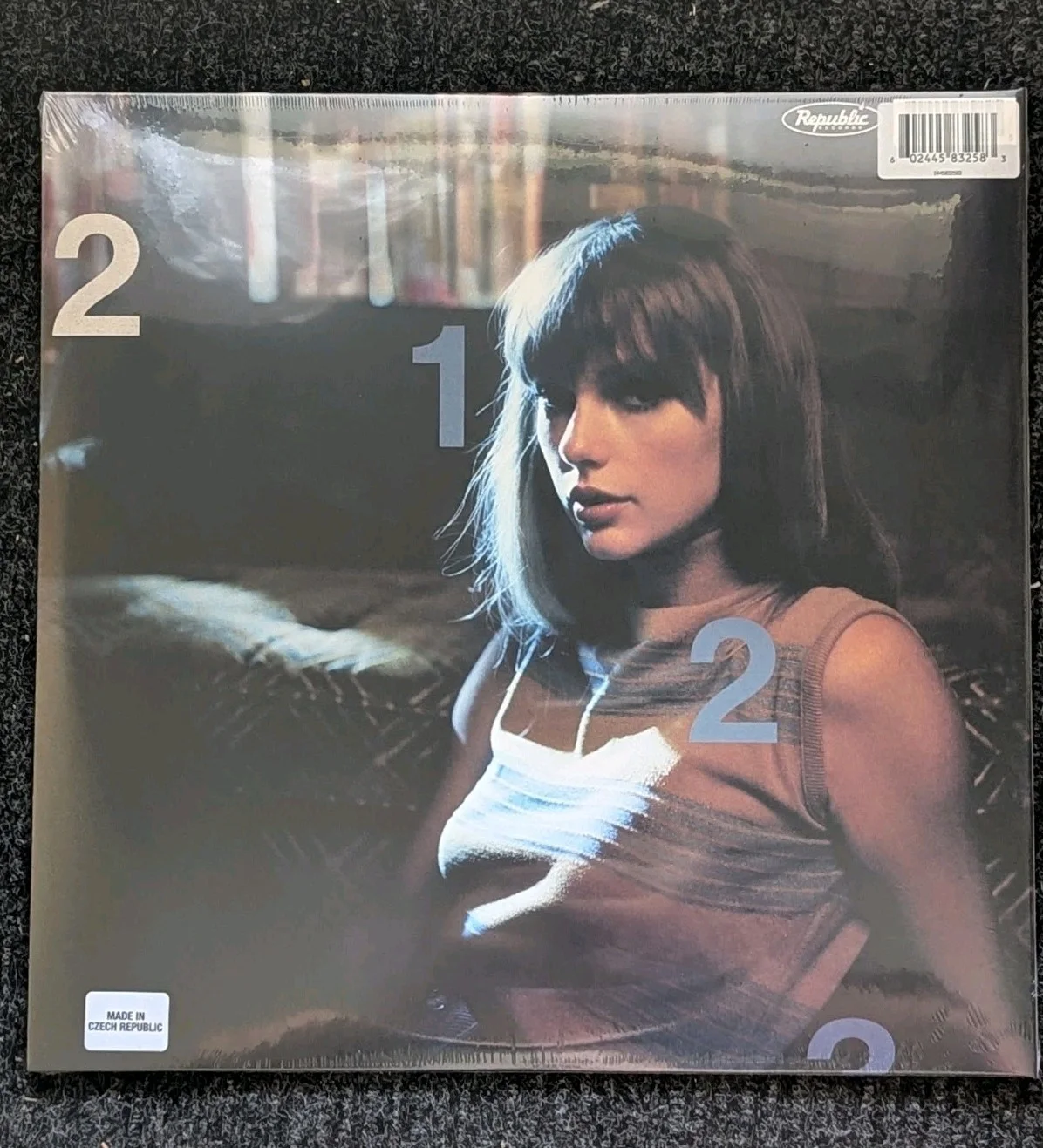 Taylor Swift Midnights Vinyl LP Moonstone Blue Hand Signed Photo Sealed, изображение 3