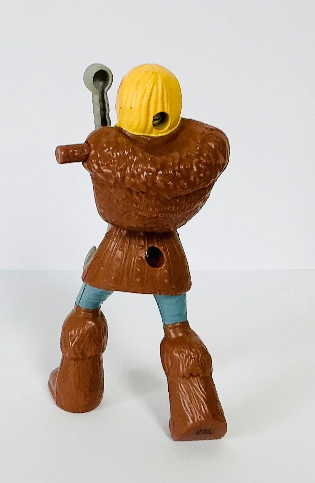 2014 MCDONALDS HOW TO TRAIN YOUR DRAGON 2 ASTRID TOY FIGURE SPINNING AXE RARE VG, изображение 2