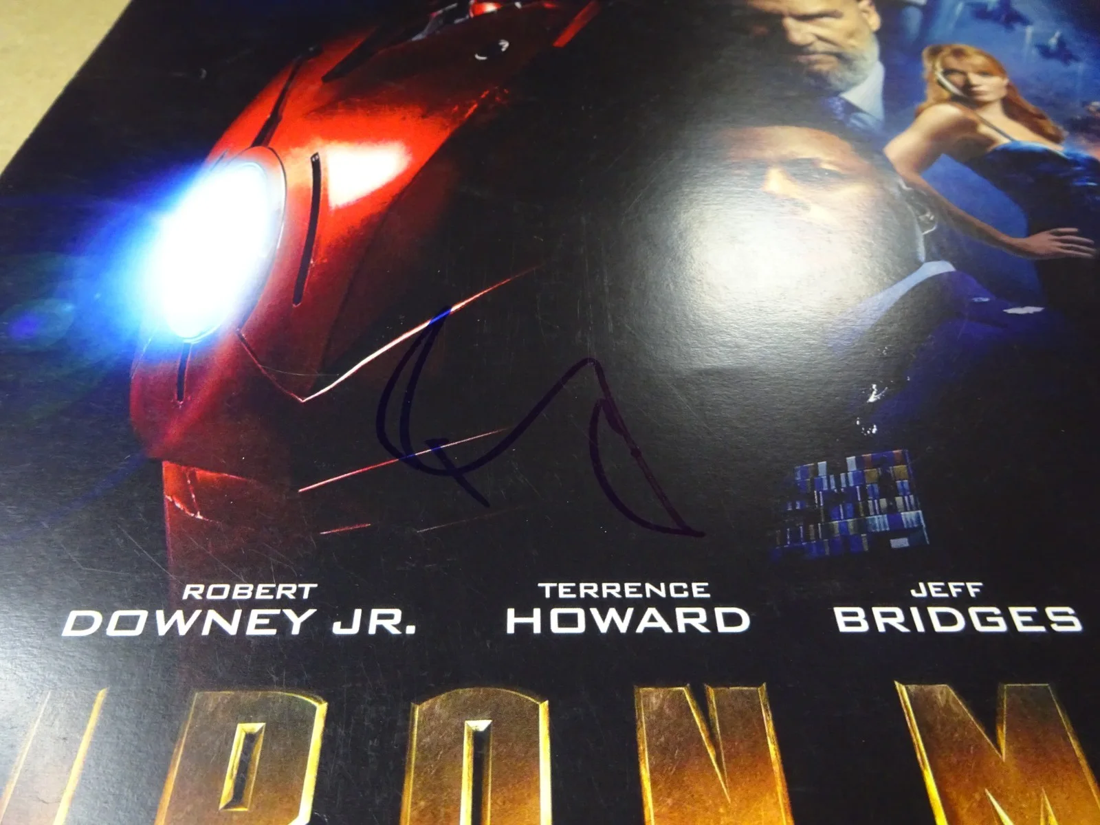 Robert Downey Jr — Signed Robert Downey Jr Autographed Iron Man 11"x17" Photo Beckett BAS COA LOA, image 5