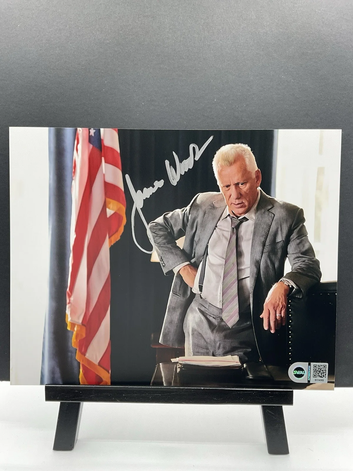 James Woods — James Woods Signed 8x10 White House Down signed photo SWAU James Woods autograph