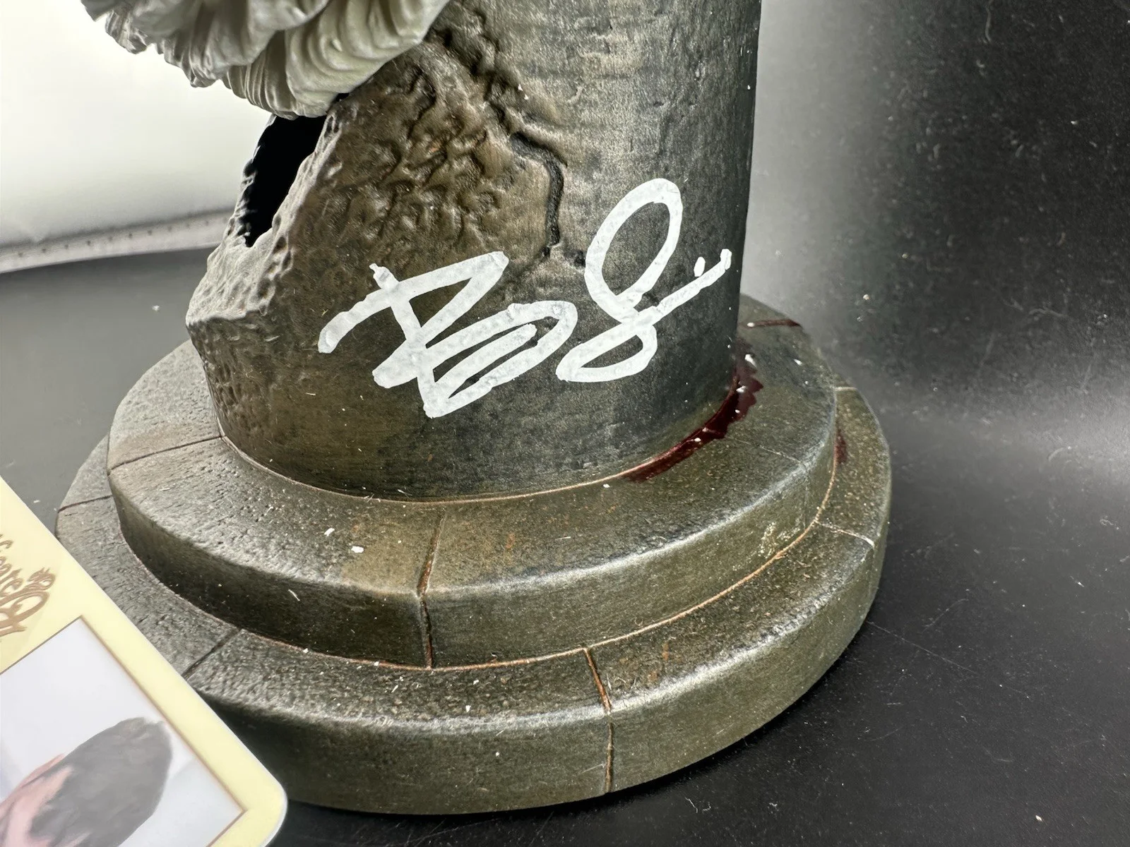 Bill Skarsgard — Bill Skarsgard Signed 1/1 Pennywise BUST Celebrity Authentics COA RARE, image 2