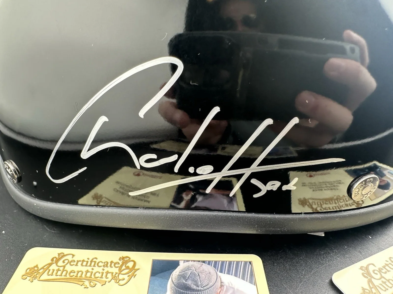 Charlie Hunnam, Ron Perlman, Theo Rossi, Ryan Hurst — Charlie Hunnam, Perlman, Rossi Hurst Cast Autographed Sons of Anarchy Jax Helmet, изображение 2