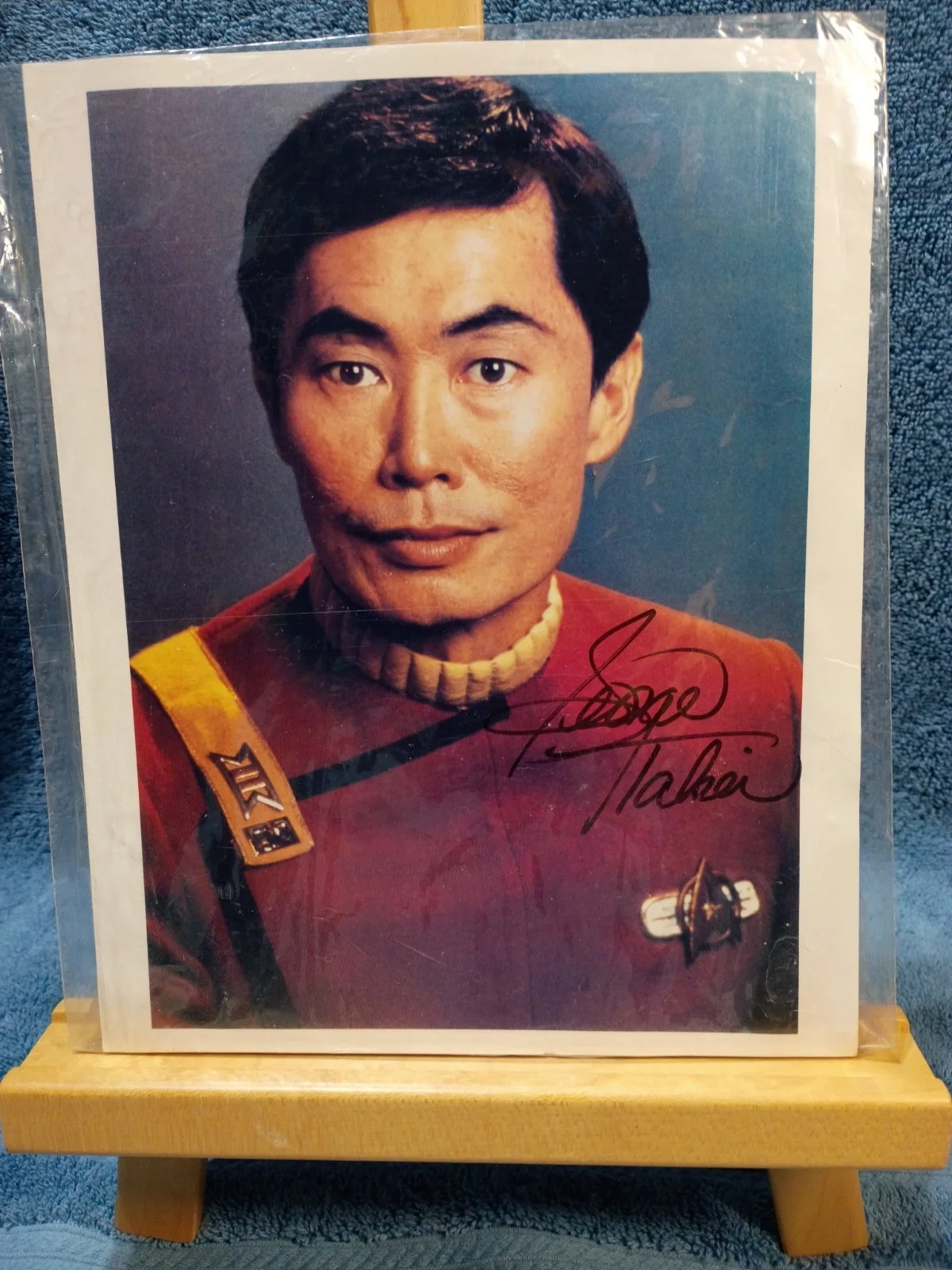 George Takei — George Takei Sulu Hand-Signed Autograph 8"x 10" Star Trek Photo