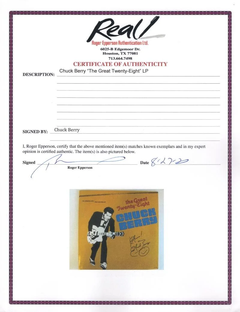Chuck Berry — Chuck Berry Signed Autograph Album Record LP - The Great Twenty Eight w/ JSA COA, image 4