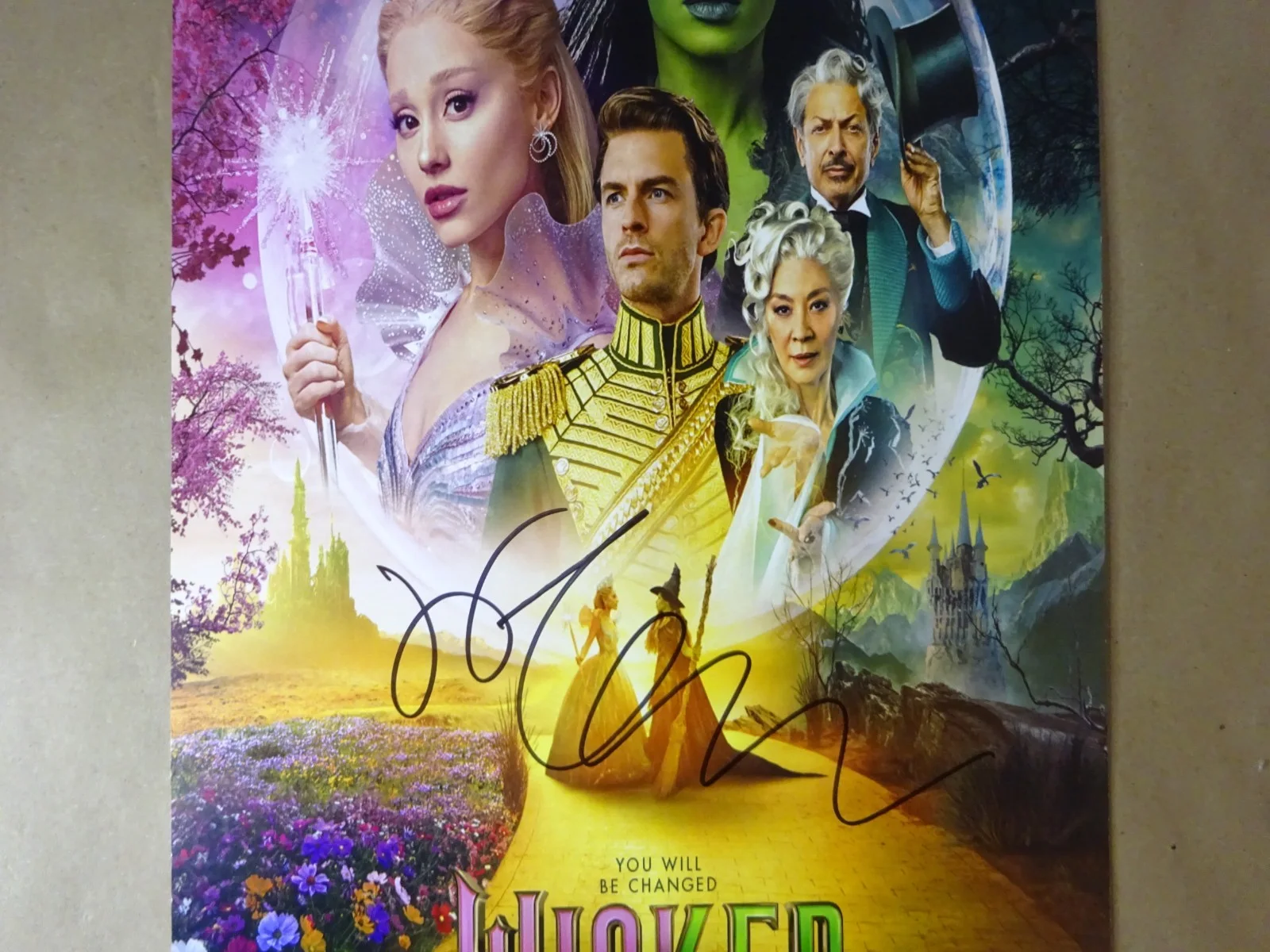 Jeff Goldblum — Signed Jeff Goldblum Autographed Wicked For Good 11"x17" Photo Beckett BAS COA, image 3