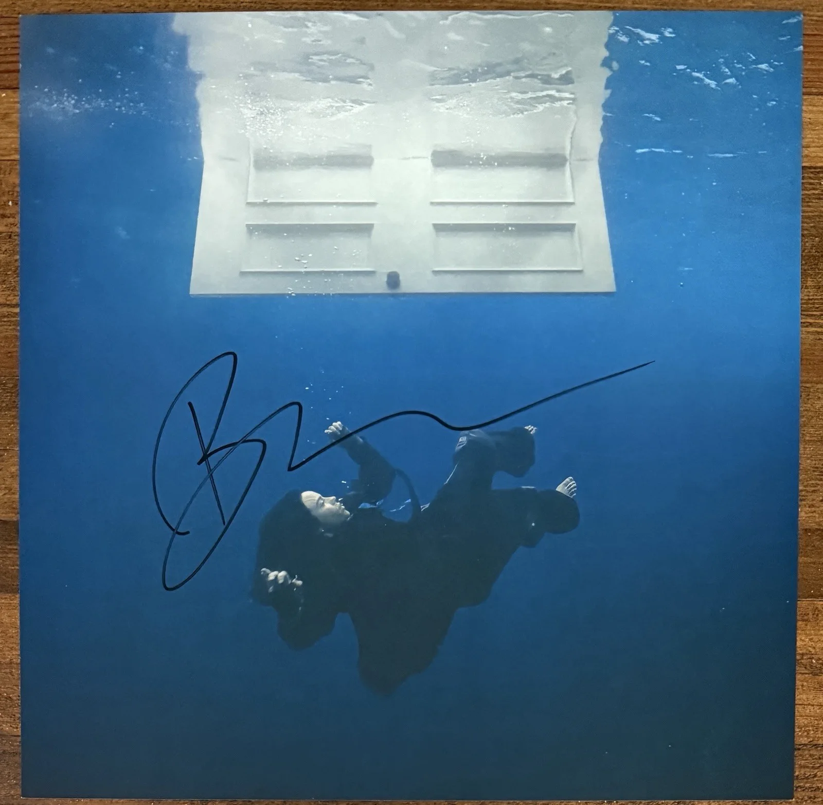 Billie Eilish — BILLIE EILISH HIT ME HARD SOFT BLUE VINYL & SIGNED ALBUM PHOTO BECKETT BAS COA, изображение 3